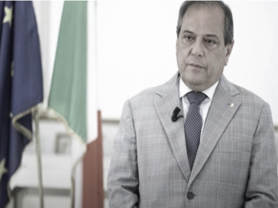 IA, Anelli (FNOMCeO): “Non sostituirà il medico, a lui spettano prevenzione, diagnosi, cura, scelta terapeutica”.